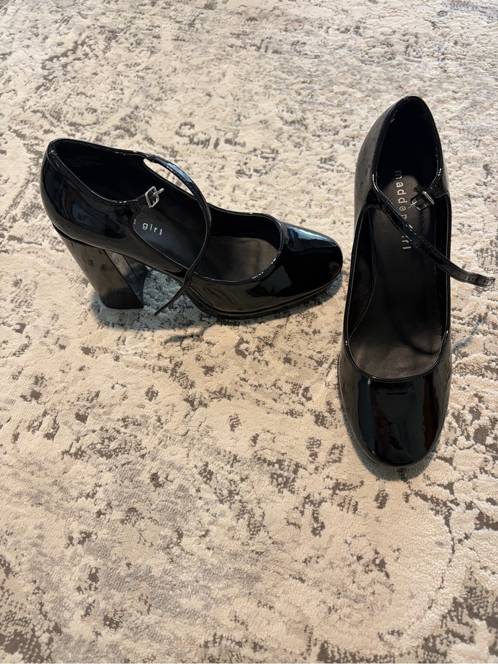 madden girl Black Patent Mary Jane Block Heels
